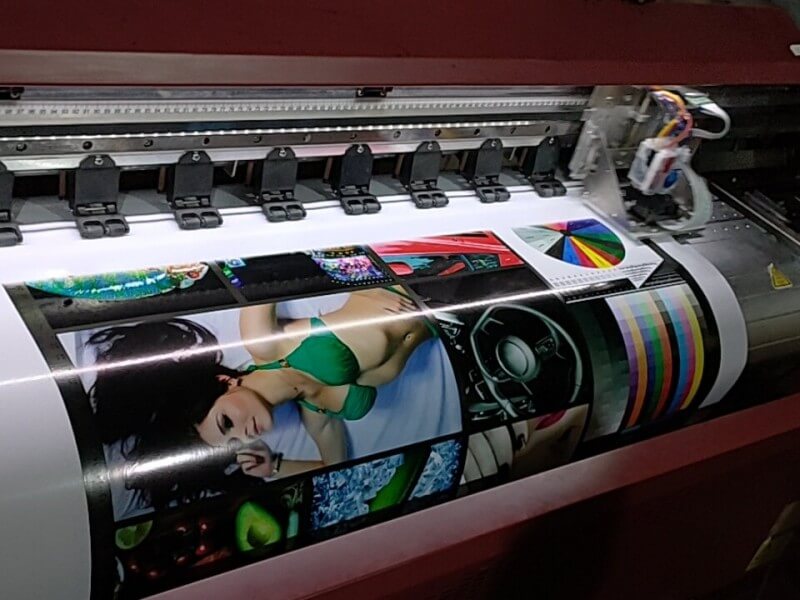 Máy in bạt decal khổ lớn cũ bao nhiêu tiền Máy in bạt decal khổ lớn cũ bao nhiêu tiền