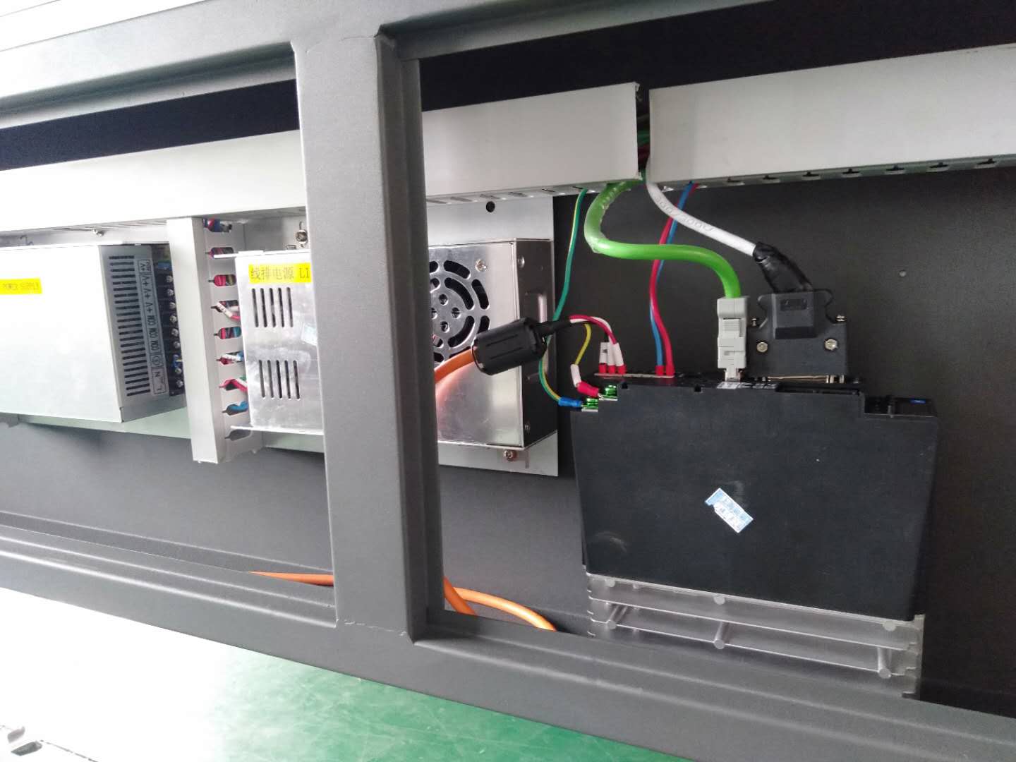 sua chua máy in phun khổ lớn tận nơi giá rẻ