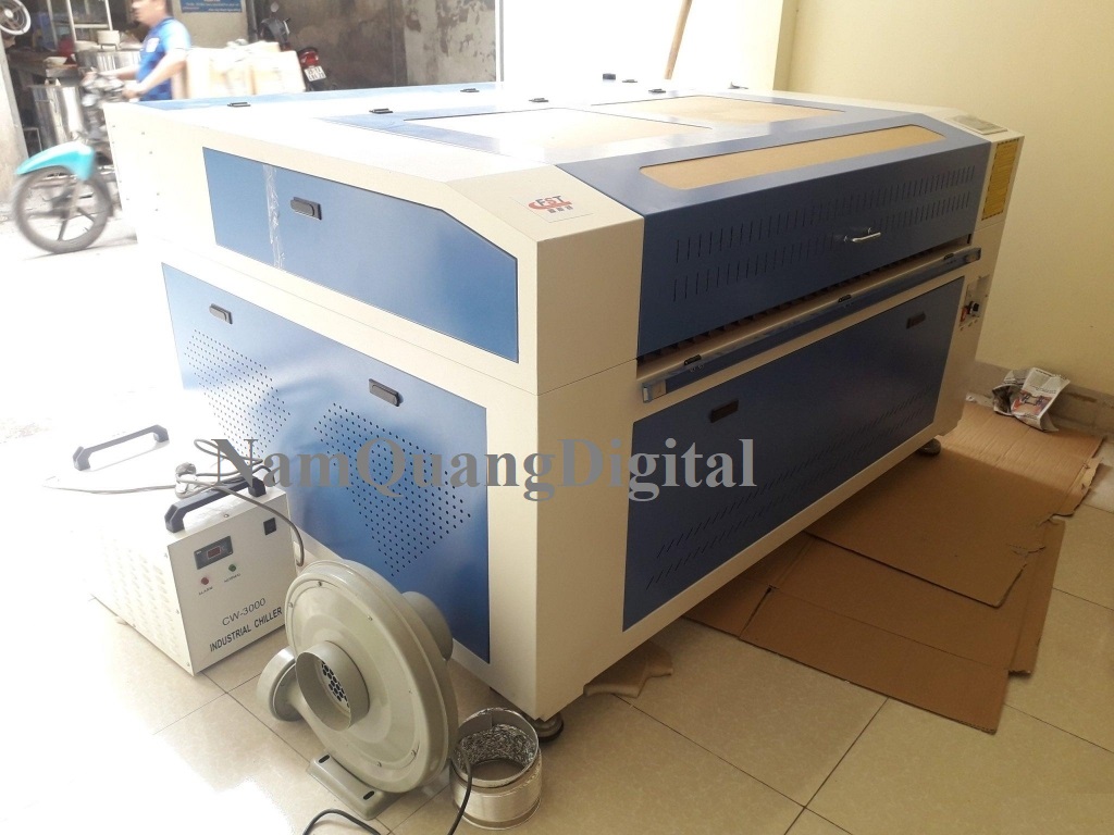 Giá máy cắt laser 1390 cũ Giá máy cắt laser 1390 cũ