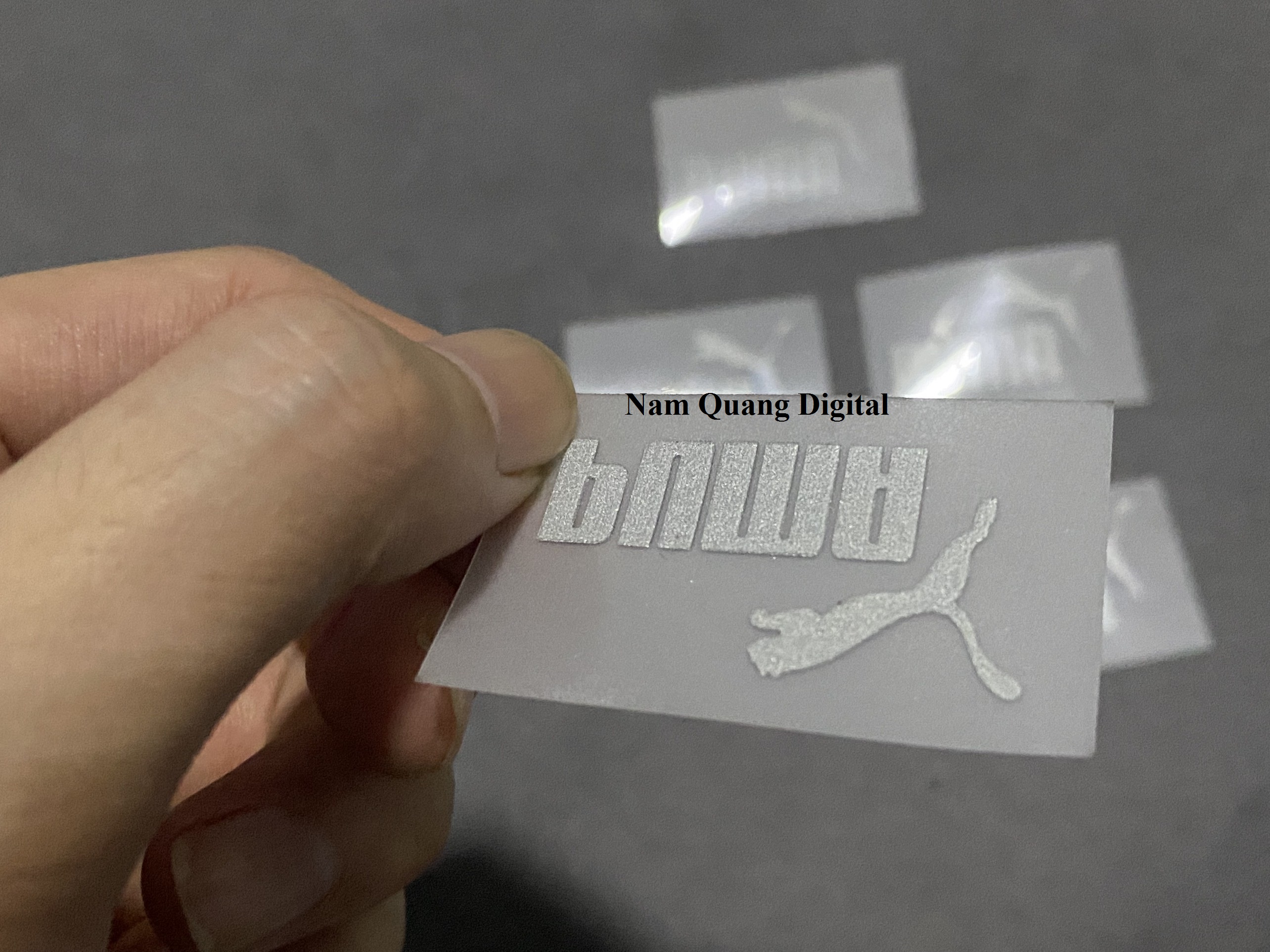 Màn Pét xé nguội cho máy in chuyển nhiệt khổ 60x100m Màn Pét xé nguội cho máy in chuyển nhiệt khổ 60x100m