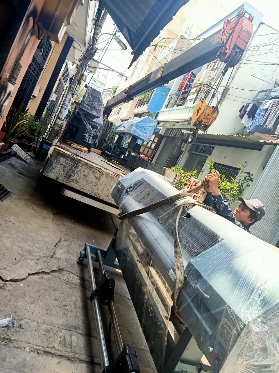 thanh lý máy in bạt khổ lớn cũ giá cao