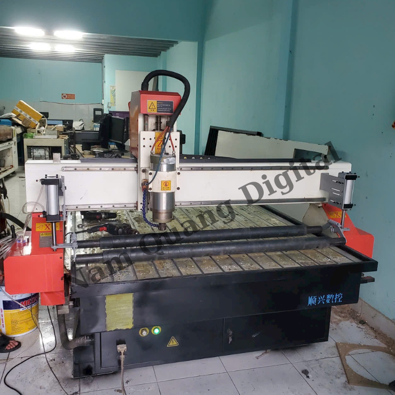 Bán máy CNC 1325 cũ 1đầu /công suất 3k2( hàng thanh lý ) Bán máy CNC 1325 cũ 1đầu /công suất 3k2( hàng thanh lý )