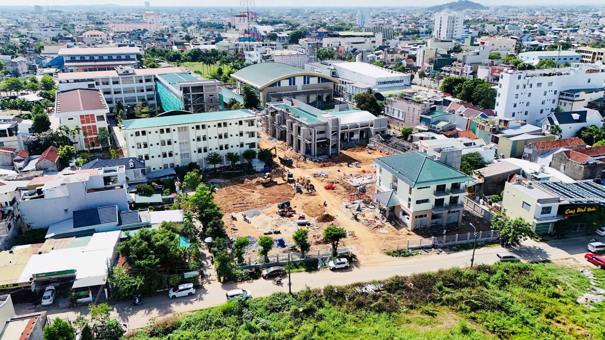 Quảng Ngãi khẩn trương hoàn thành nhà công vụ cho cán bộ Quảng Ngãi khẩn trương hoàn thành nhà công vụ cho cán bộ