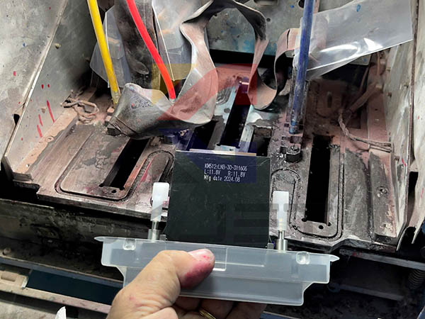 Bảo Dưỡng Đầu In Máy In Quảng Cáo Cho Tiệm In Ấn Đúng Cách In bền Ít Lỗi Bảo Dưỡng Đầu In Máy In Quảng Cáo Cho Tiệm In Ấn Đúng Cách In bền Ít Lỗi