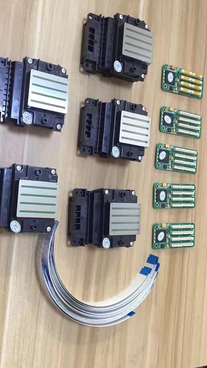 đầu phun máy in khổ lớn