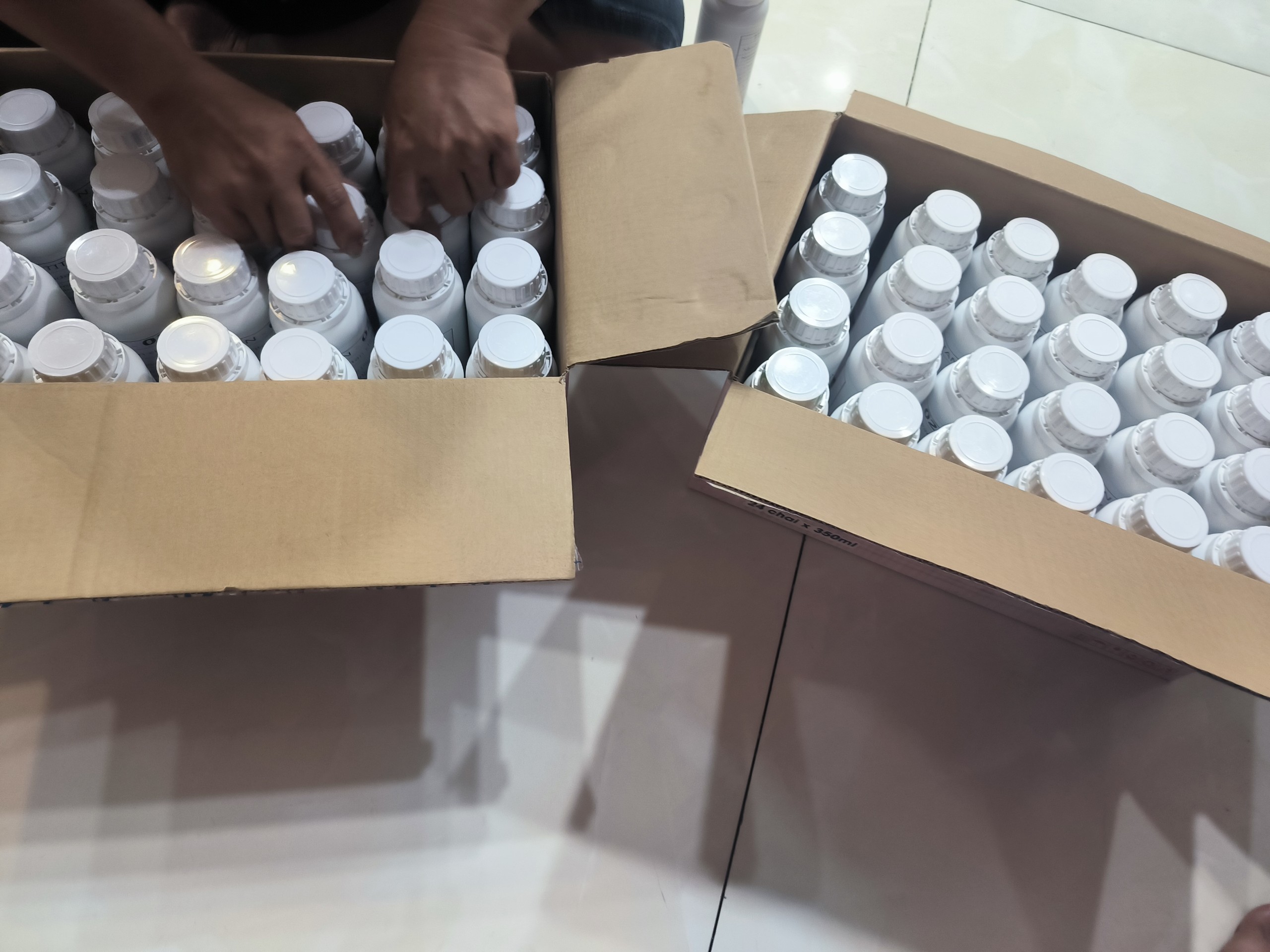 Dung dịch rửa đầu phun i3200 cho máy in quảng cáo Dung dịch rửa đầu phun i3200 cho máy in quảng cáo