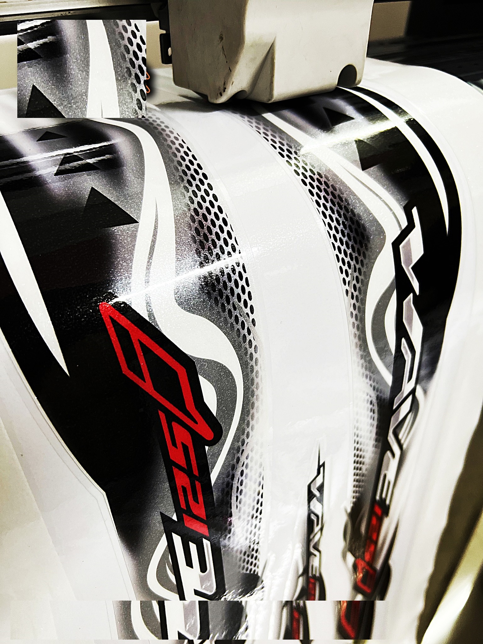 Vậy dòng máy in Mimaki khổ 1m2-1m3 này có gì đặc biệt Vậy dòng máy in Mimaki khổ 1m2-1m3 này có gì đặc biệt