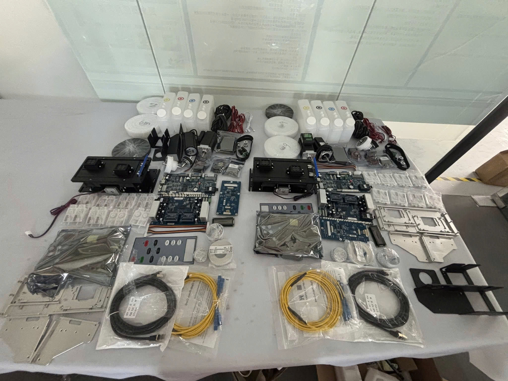 Linh Kiện Máy In UV Là Gì? Toàn Bộ Kiến Thức Quan Trọng Chủ Xưởng Phải Biết Linh Kiện Máy In UV Là Gì? Toàn Bộ Kiến Thức Quan Trọng Chủ Xưởng Phải Biết