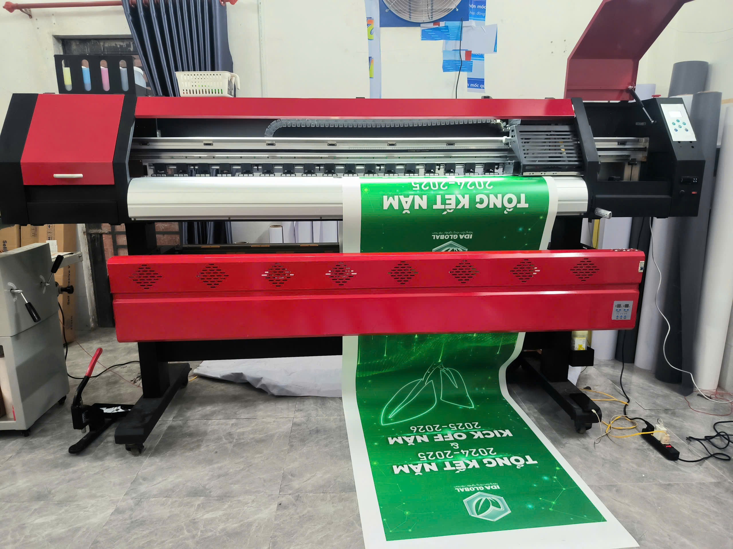 máy in bạt hiflex 1m8 cũ giá rẻ nhất tphcm máy in bạt hiflex 1m8 cũ giá rẻ nhất tphcm