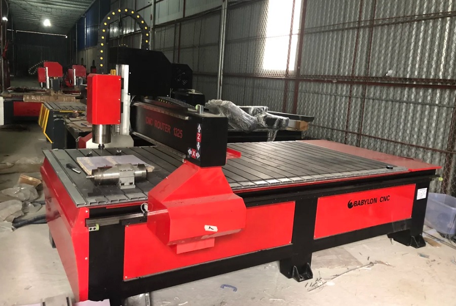 Lý do chọn mua máy CNC 1325 cũ: Tiết kiệm chi phí và tăng hiệu suất sản xuất Lý do chọn mua máy CNC 1325 cũ: Tiết kiệm chi phí và tăng hiệu suất sản xuất