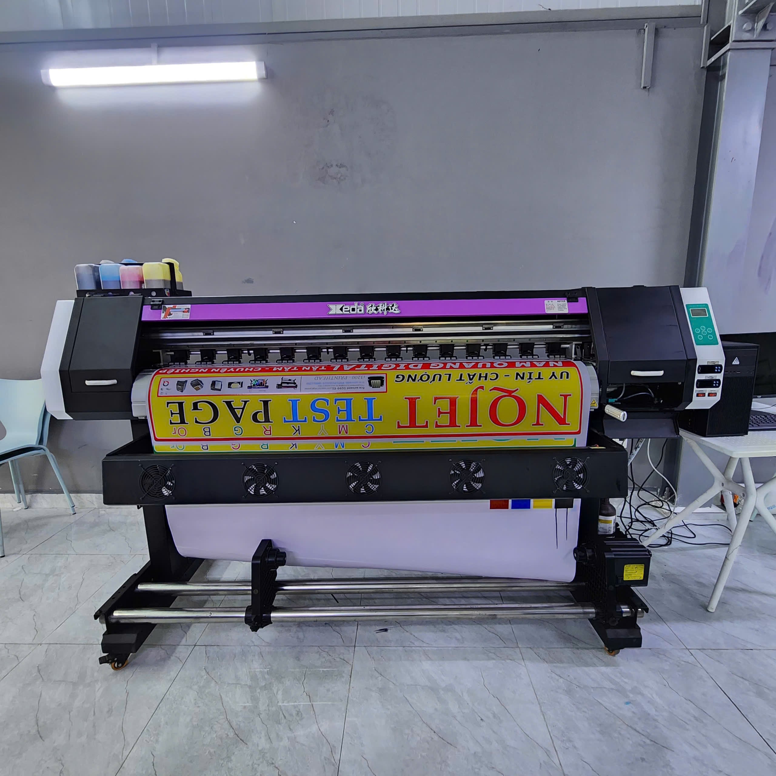 Máy In Bạt i3200 Khổ 3m2 In Có Đẹp Không? Review Thực Tế Từ Xưởng Máy In Bạt i3200 Khổ 3m2 In Có Đẹp Không? Review Thực Tế Từ Xưởng