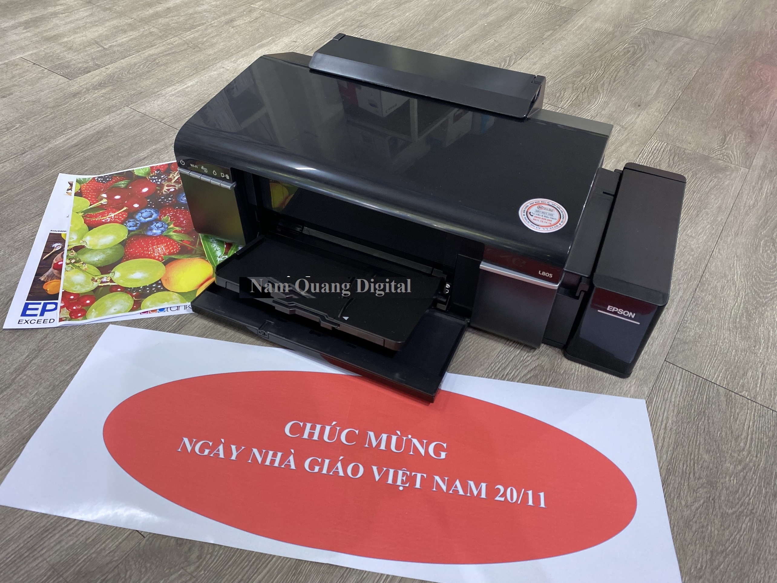 Máy in phun màu Epson L805 Wifi Giá rẻ chuyên in lãng hoa,kính viến, quà tặng Máy in phun màu Epson L805 Wifi Giá rẻ chuyên in lãng hoa,kính viến, quà tặng