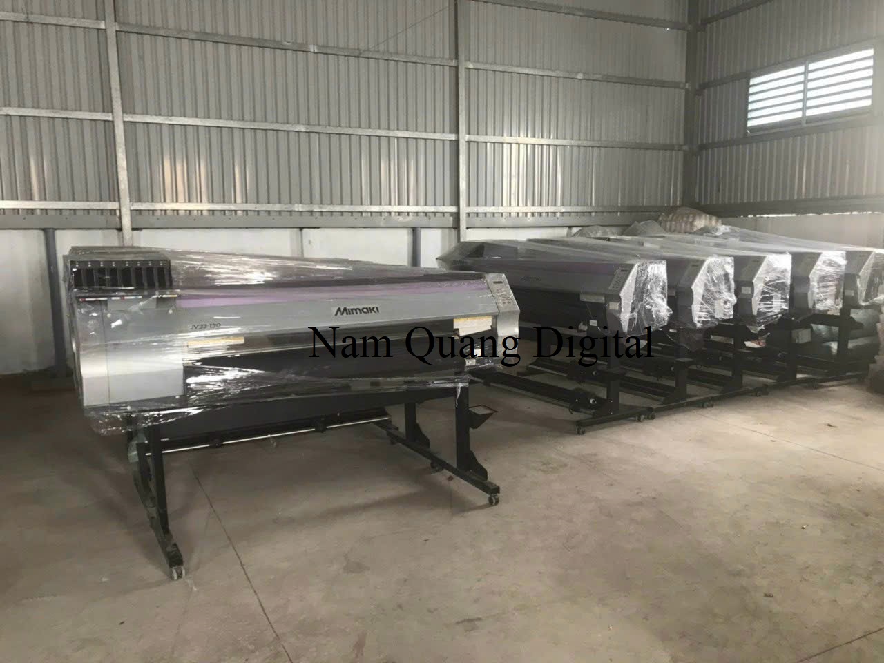 1. Máy in decal khổ 1m2 hiệu Mimaki in decal - in Pp sử dụng đầu phun dx5 epson 1. Máy in decal khổ 1m2 hiệu Mimaki in decal - in Pp sử dụng đầu phun dx5 epson