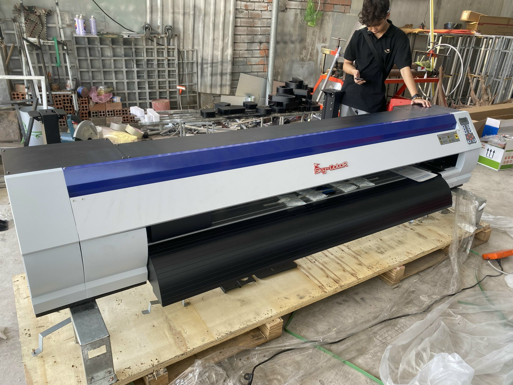 Máy in Trung Quốc khổ 1m8 lắp đầu i3200 lấp đầu xp600 Máy in Trung Quốc khổ 1m8 lắp đầu i3200 lấp đầu xp600