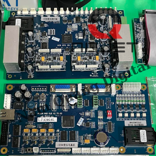 Main i3200 (2 đầu in) sử dụng máy in pét khổ 60cm Main i3200 (2 đầu in) sử dụng máy in pét khổ 60cm