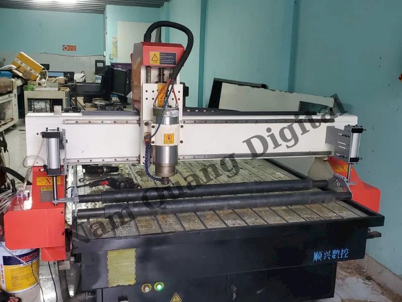 Mua máy CNC 1 đầu cũ giá tốt, giao hàng toàn quốc