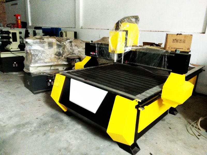 Mua máy CNC 1 đầu cũ giá tốt, giao hàng toàn quốc