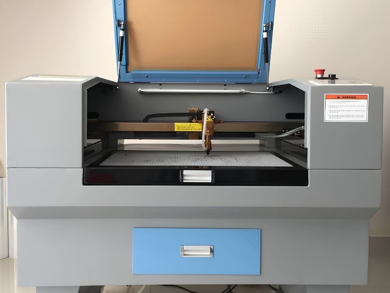 Mua máy khắc laser CNC cũ ở đâu uy tín, chất lượng?