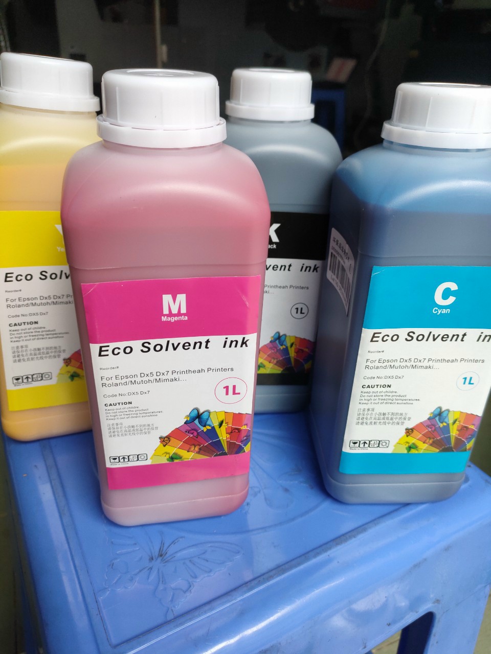 mực dầu Eco Solvent dành cho máy in Epson khổ lớn DX4/ DX5/ DX7/ XP600/ TX800/ V540/ MIMAKI/ ROLAND/ MUTOH/ mực dầu Eco Solvent dành cho máy in Epson khổ lớn DX4/ DX5/ DX7/ XP600/ TX800/ V540/ MIMAKI/ ROLAND/ MUTOH/