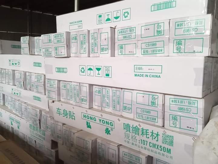 cung cấp bạt-decal-cho máy in -phun khổ lớn