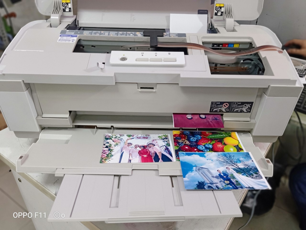 Máy in màu PX1001 hàng nội địa nhật chuyên decal- thiệp cưới-lãng hoa Máy in màu PX1001 hàng nội địa nhật chuyên decal- thiệp cưới-lãng hoa