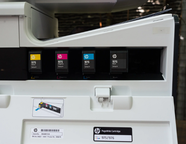 Máy in màu đa năng HP PageWide Pro 577dw Máy in màu đa năng HP PageWide Pro 577dw