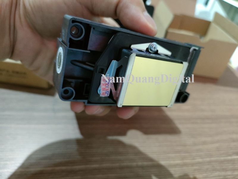 Nguyên nhân khiến đầu phun máy in khổ lớn bị hư