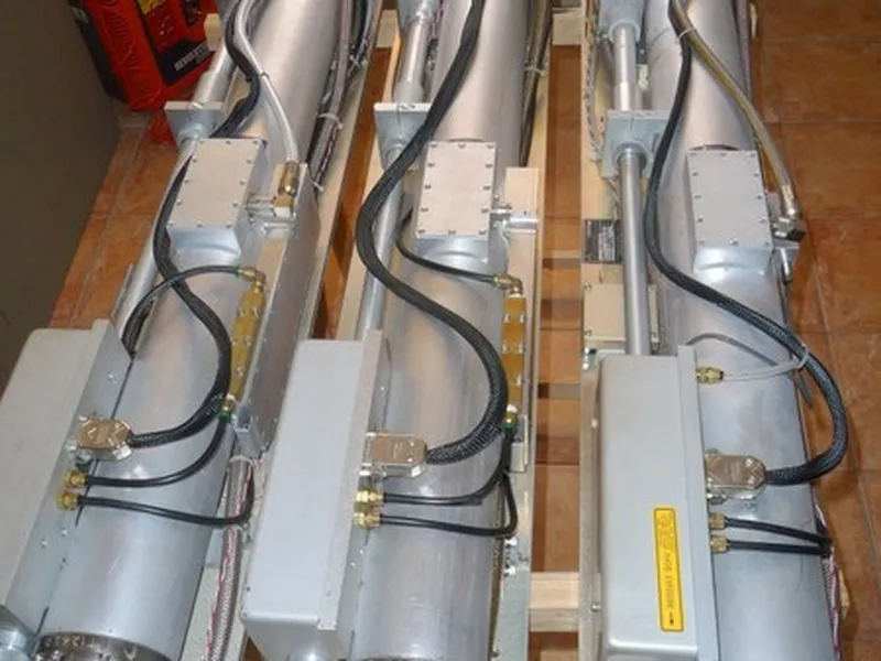 Dịch vụ thay bóng(ống phóng)laser 80w-100w-150w uy tín tphcm