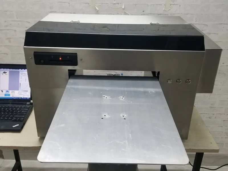 Chế máy in Epson UV phẳng khổ A3-A4 tiết kiệm kinh phí