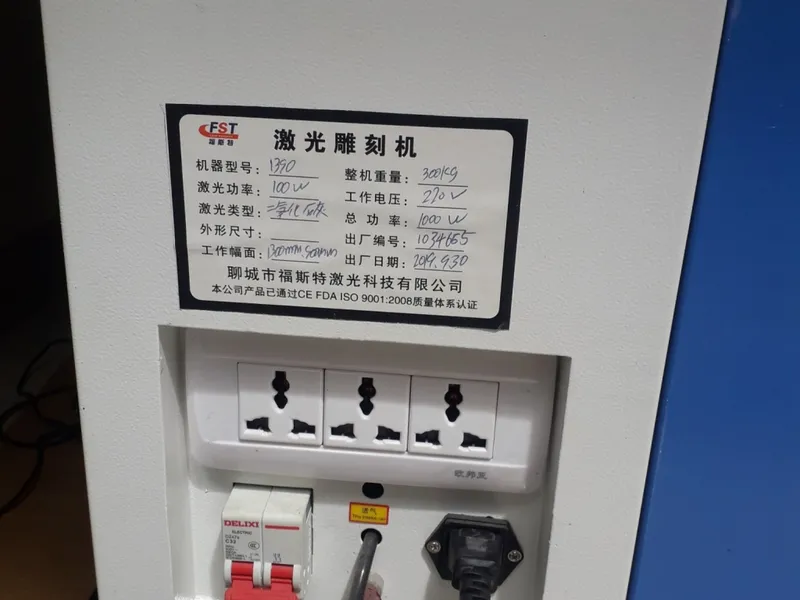 Giá máy cắt laser 1390 cũ