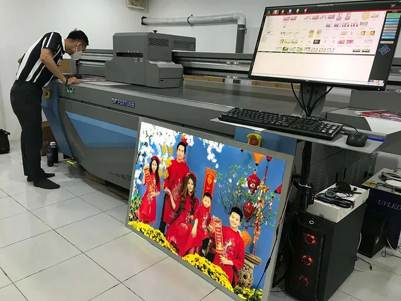 Máy in UV 6090 giá bao nhiêu