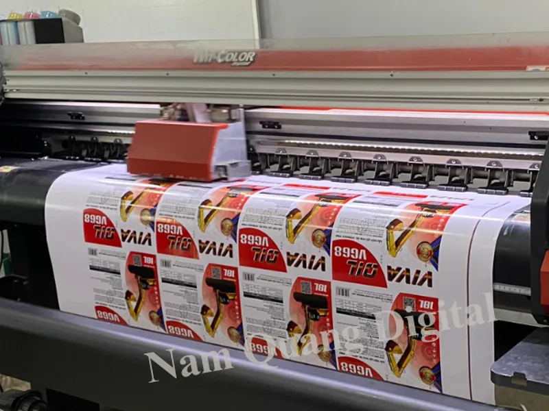 Máy in màu khổ lớn nào in được tem nhựa- decal sữa-decal trong
