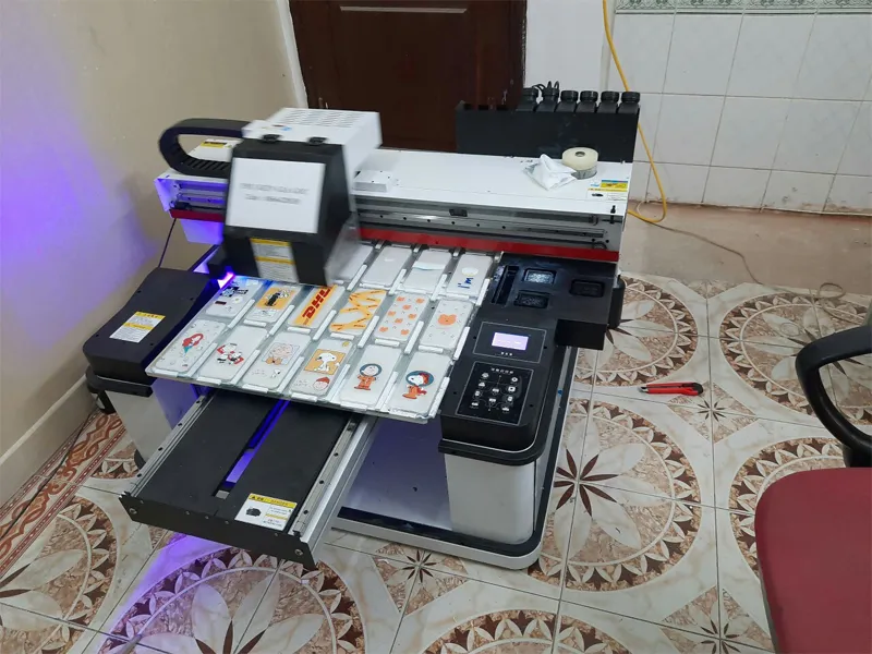 Máy in Uv Máy in ốp điện thoại giá bao nhiêu