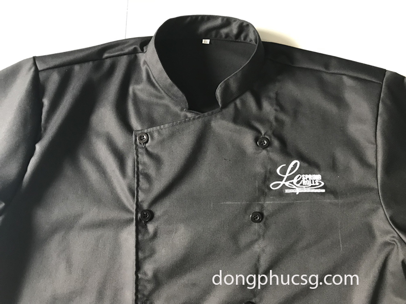 Hình ảnh đồng phục áo bếp nhà hàng Lee spring roll Hình ảnh đồng phục áo bếp nhà hàng Lee spring roll