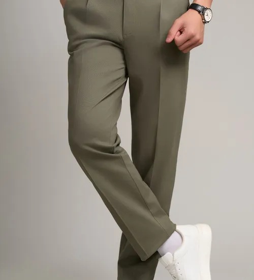 Đồng phục quần tây nam màu nâu có ly 03