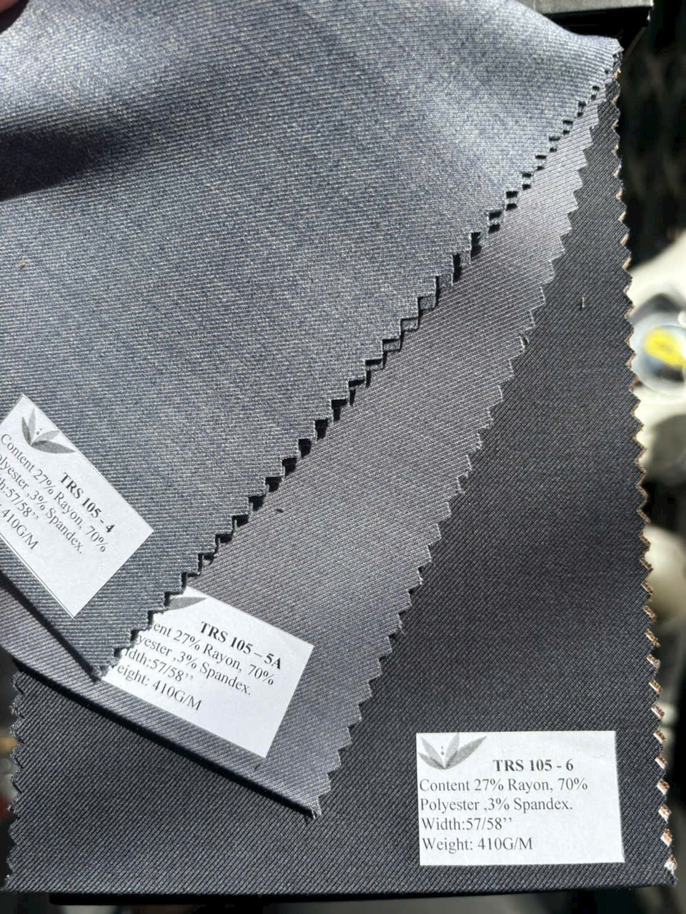 Vải TR may đồng phục chân váy nữ tại Felegant Uniform Vải TR may đồng phục chân váy nữ tại Felegant Uniform