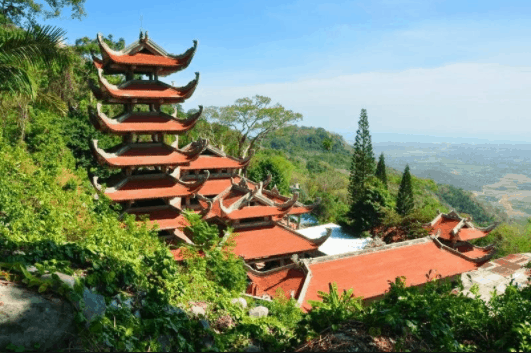 TOUR DU LỊCH SÀI GÒN MŨI NÉ PHAN THIẾT 2 NGÀY 1 ĐÊM