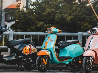 Dán màu xe vespa giá bao nhiêu? Báo giá tham khảo