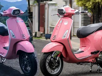 Vespa hồng nhám giá bao nhiêu? Custom cực phẩm