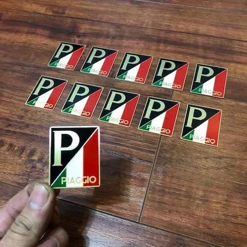 Logo chữ P cờ Ý