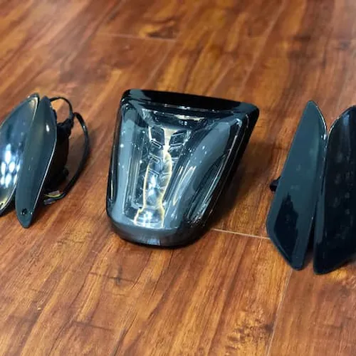Xi nhan Led và đèn hậu Sip