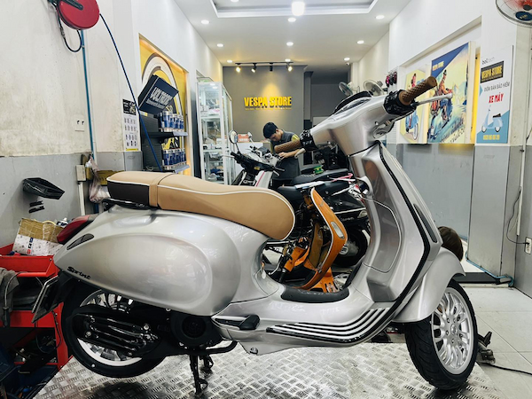 Tem xe vespa sprint xám xi măng  Nguyễn Decal  Chuyên Dán Keo Xe Design  Tem Xe Decal Tem Xe Nguyễn Decal