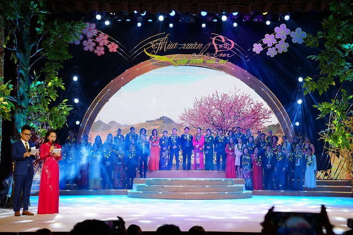 Sơn TOA đã tài trợ hơn 13 tỷ đồng cho Quỹ Bảo trợ Trẻ em Việt Nam Sơn TOA đã tài trợ hơn 13 tỷ đồng cho Quỹ Bảo trợ Trẻ em Việt Nam