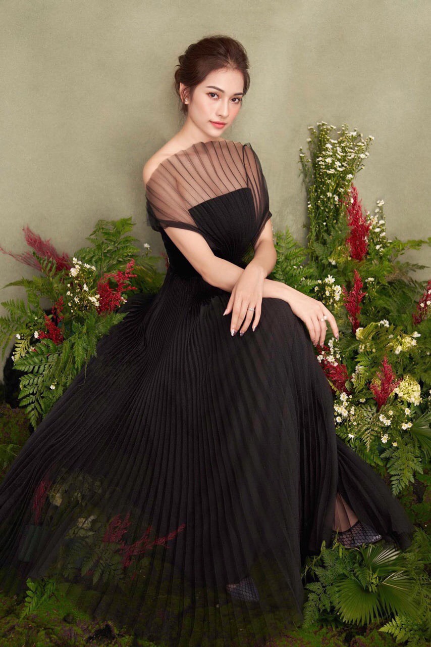 đầm dạ tiệc xòe