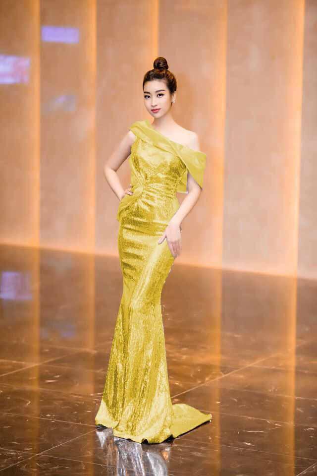 Váy Đầm Dạ Hội Nữ Hoàng Đen Đính Đá Pha Lê Rosaleen Dress - Đầm Quỳnh Anh  Luxury Fashion