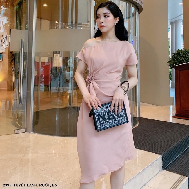 những mẫu đầm dự tiệc