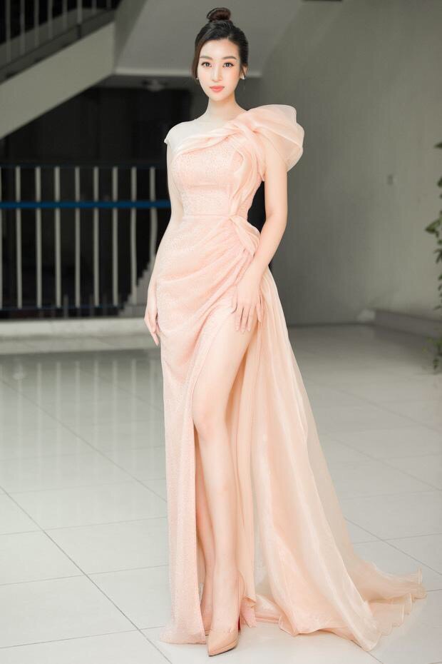 Đầm váy dạ hội màu hồng pastel DH051