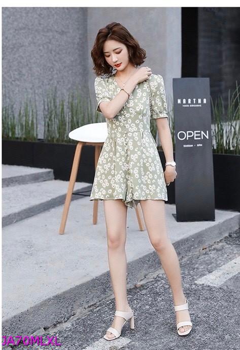 6 Cách Mặc Jumpsuit Cho Người Thấp 6 Cách Mặc Jumpsuit Cho Người Thấp
