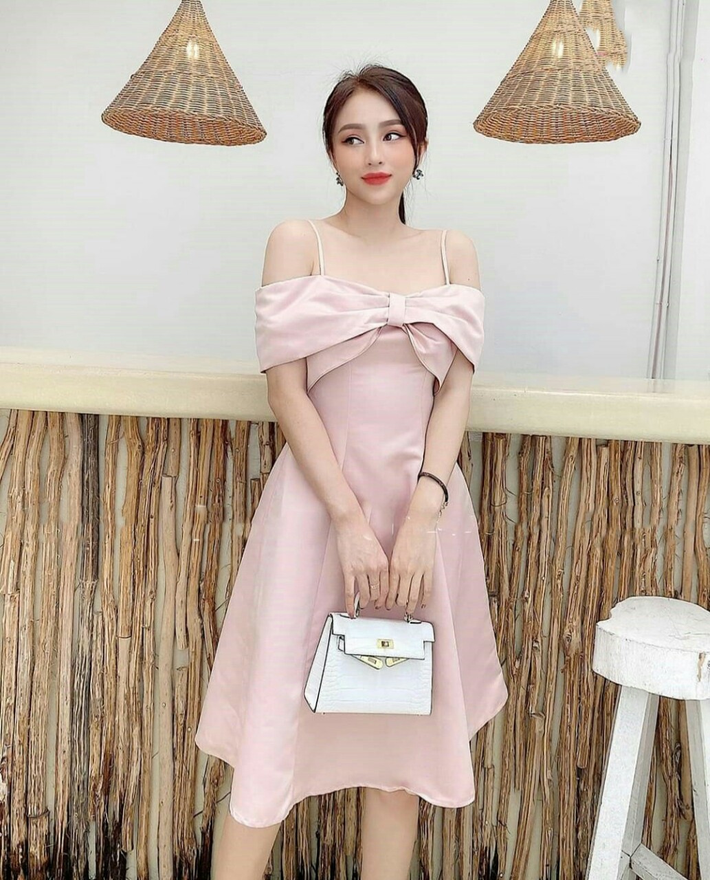 kiểu đầm đi đám cưới