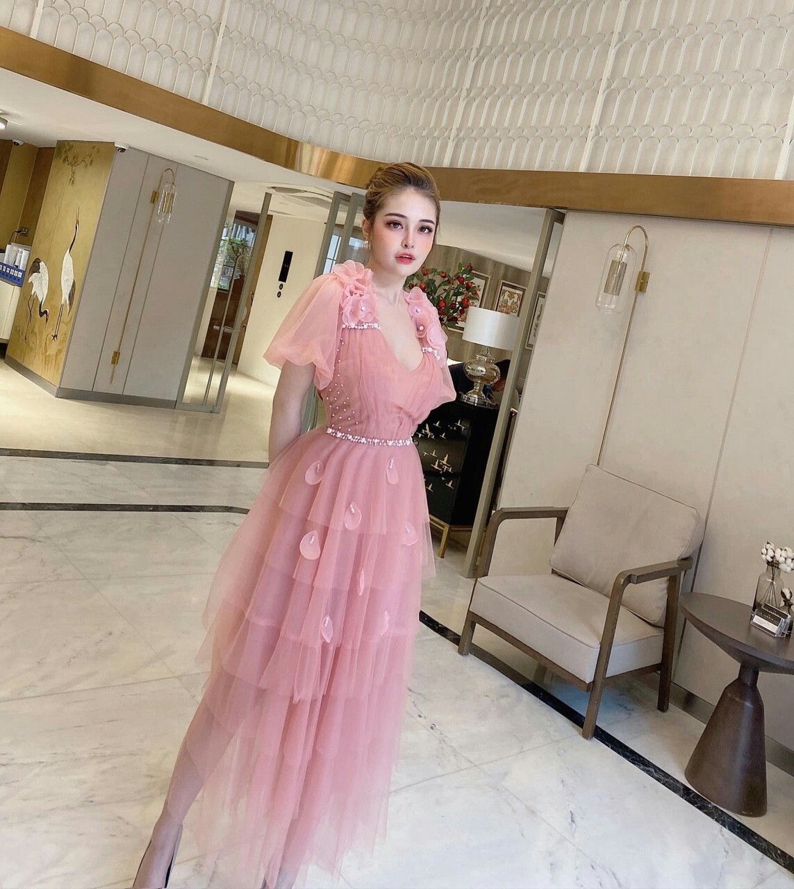 Top mẫu váy công sở màu hồng THỊNH HÀNH trong thời trang